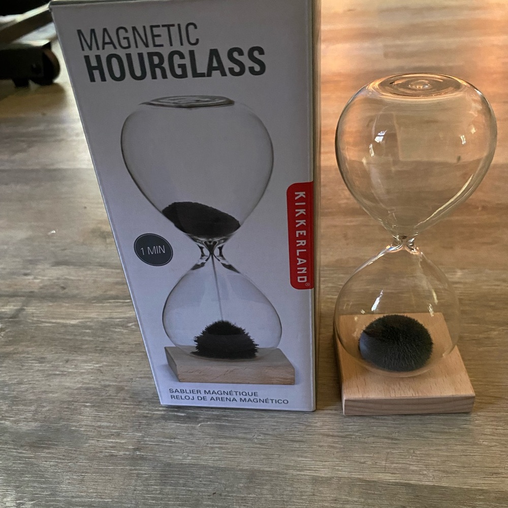Kikkerland magnetic timer…use as a timer or fun to watch
